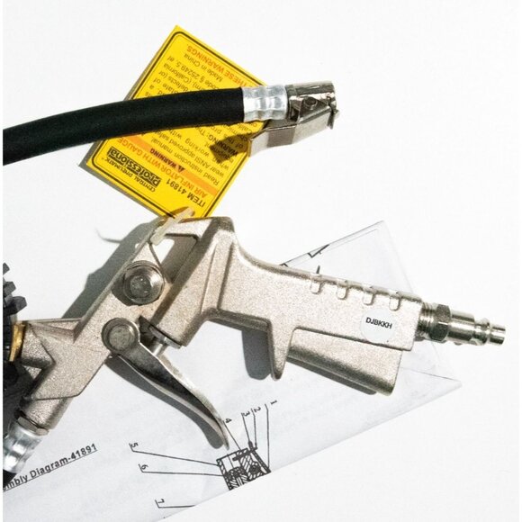 Air Inflator With Gauge 15" Hose - Cast Aluminum & Rubber Bead Blast Finish 140 - Picture 5 of 6